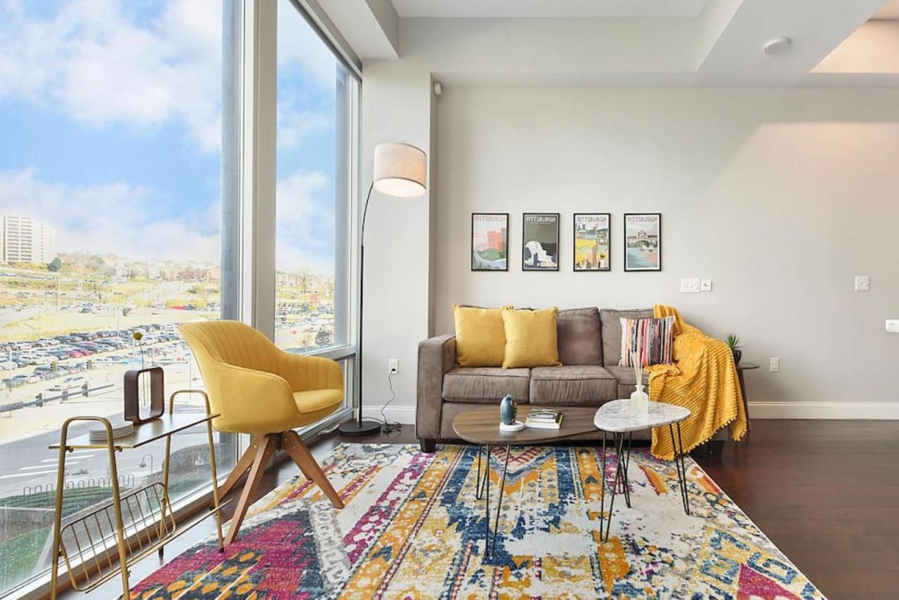 Hostwise Stays - The Washington At Chatham - Free Parking, Private Gym, Skyline Views! Pittsburgh Buitenkant foto
