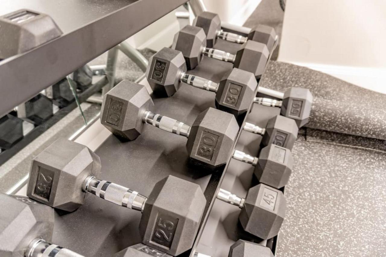 Hostwise Stays - The Washington At Chatham - Free Parking, Private Gym, Skyline Views! Pittsburgh Buitenkant foto
