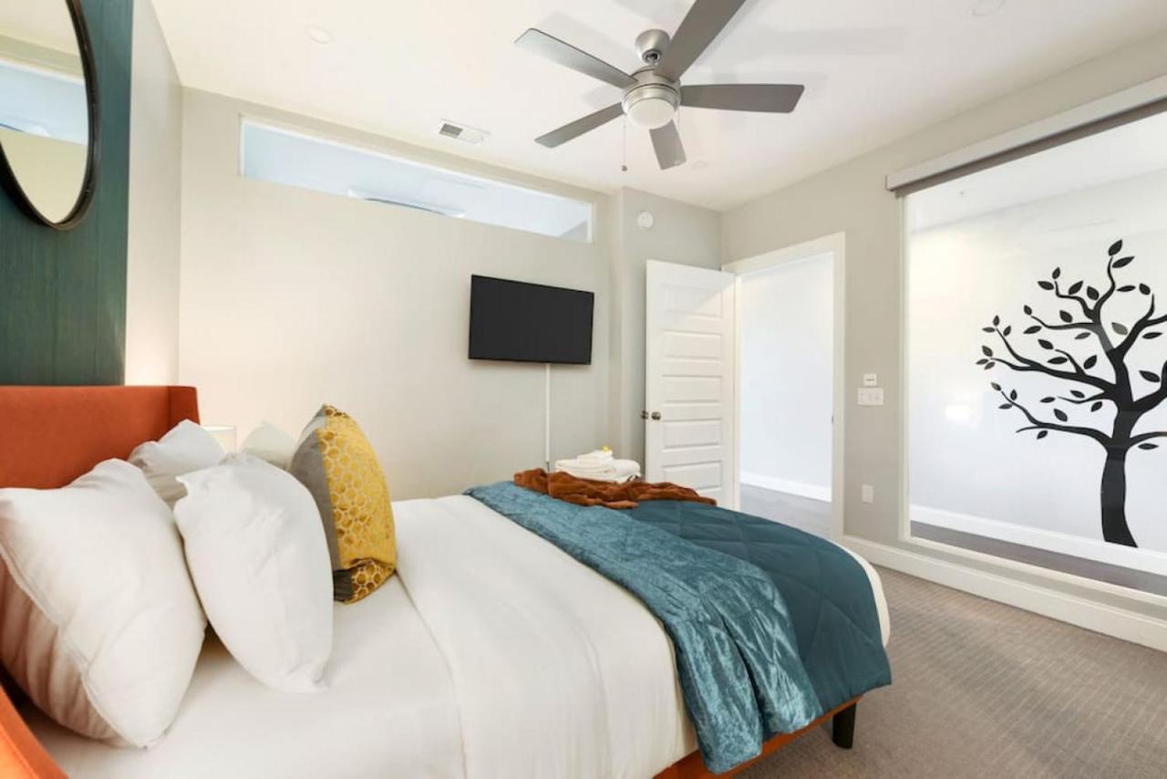 Hostwise Stays - The Washington At Chatham - Free Parking, Private Gym, Skyline Views! Pittsburgh Buitenkant foto