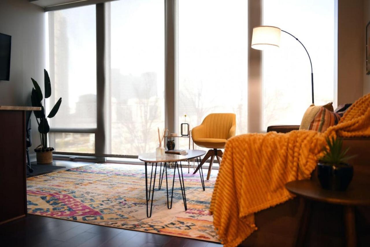 Hostwise Stays - The Washington At Chatham - Free Parking, Private Gym, Skyline Views! Pittsburgh Buitenkant foto